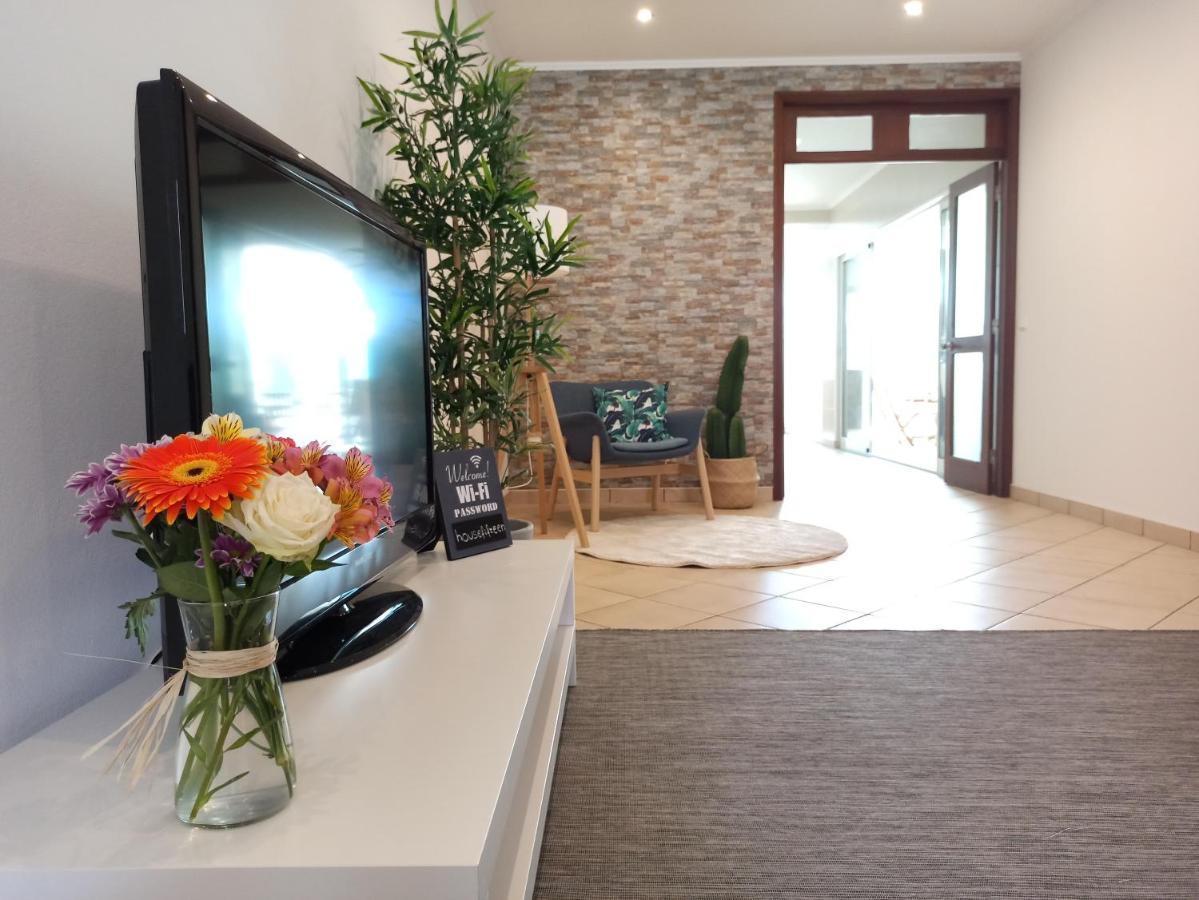 House Fifteen * Horta (Azores)